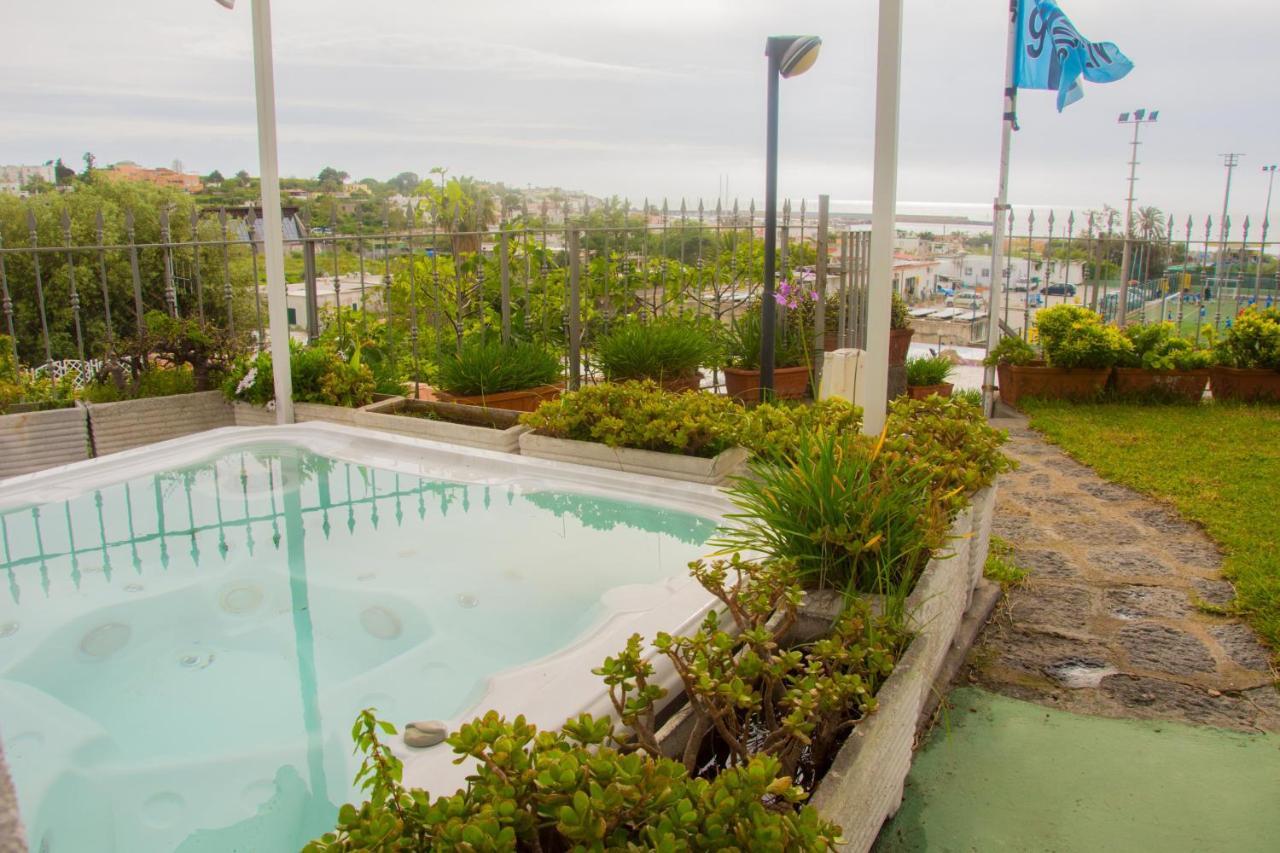 Hotel Villa Mena Forio  Екстер'єр фото