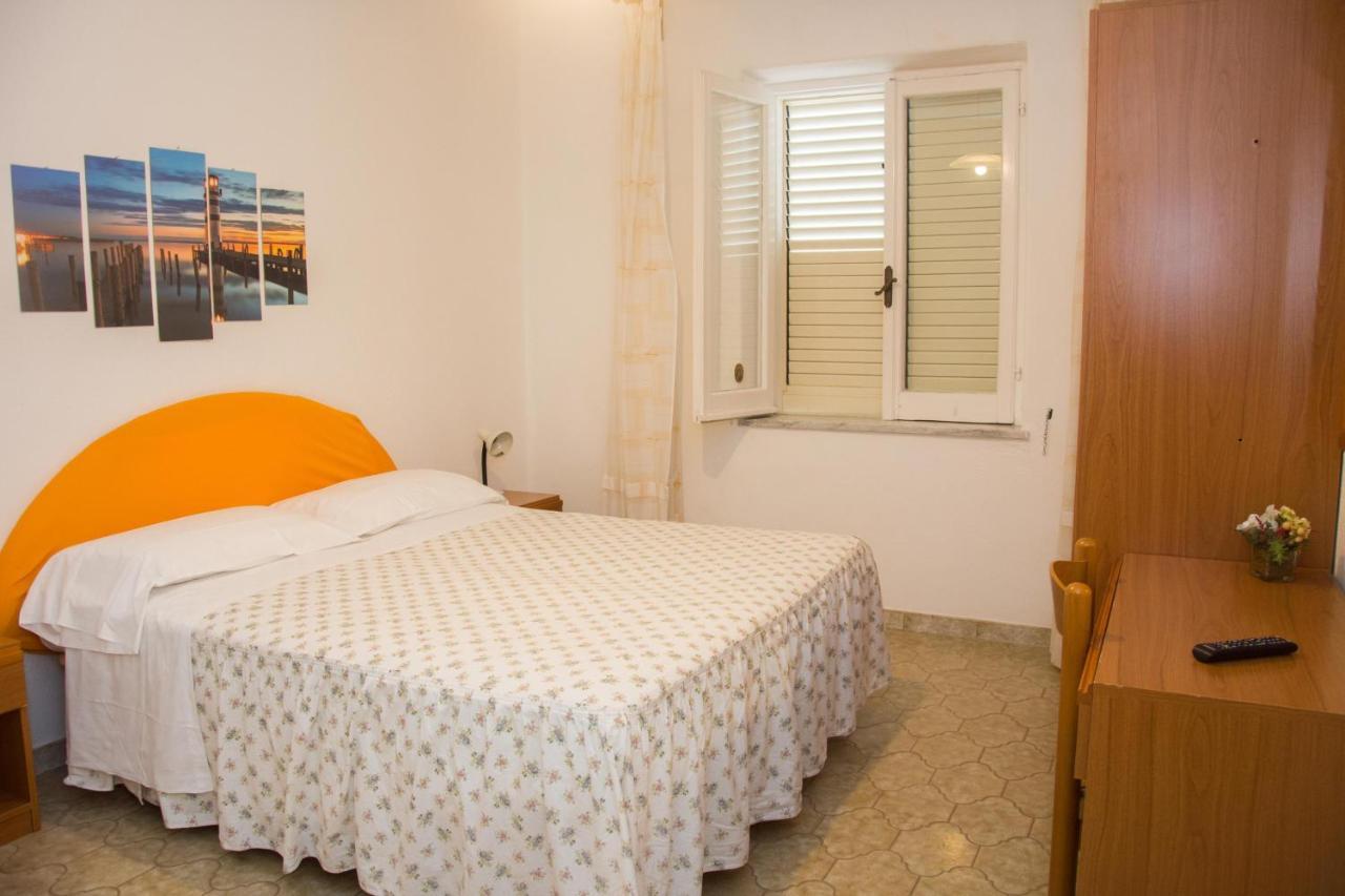 Hotel Villa Mena Forio  Екстер'єр фото