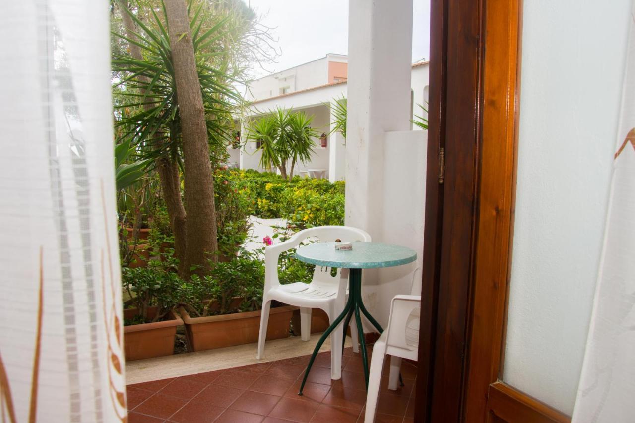 Hotel Villa Mena Forio  Екстер'єр фото