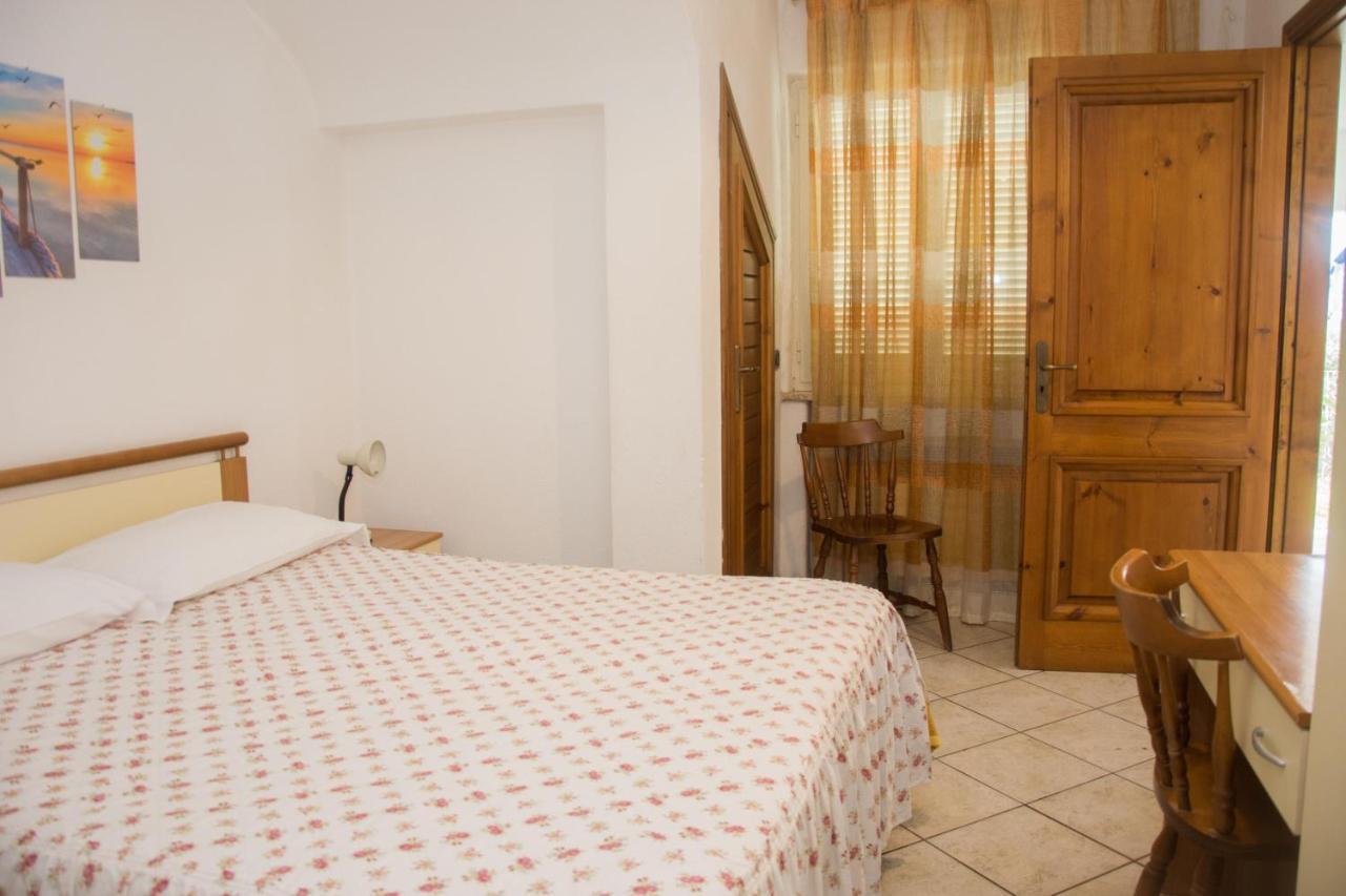 Hotel Villa Mena Forio  Екстер'єр фото